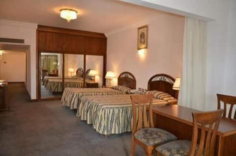 Basma Hotel Qinā Esterno foto